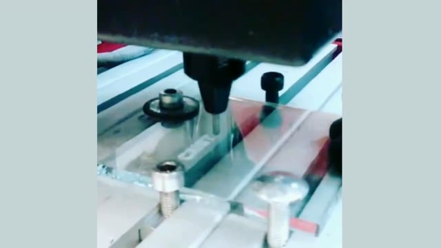 Marcadora micropuntos ADP120160 en base y columna