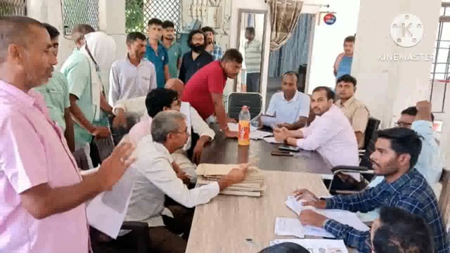 सिरदला व परना दबा थाना परिसर में जनता दरबार आयोजित कर पांच मामलों का किया गया निष्पादन