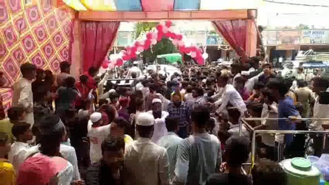 लंढौरा अल अफगान होटल का उद्घाटन करने पहुंचे समाजसेवी (आर जेड एफ) चेयरमैन मौo  कैफ!