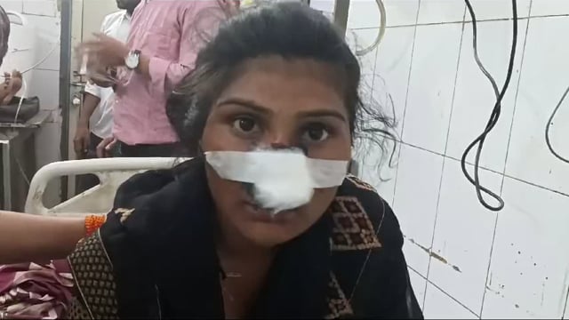 पति ने काटी पत्नी की नाकःरक्षाबंधन पर मायके जाना चाहती थी, मना करने पर दोनों में हुआ था विवाद
हरदोई में पति-पत्नी के बीच हुए विवाद के बाद पति ने अपनी पत्नी की नाक काट दी।