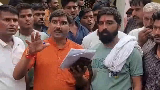 फरह क्षेत्र के गांव मेघपुर में लंबी कूद व कबड्डी प्रतियोगिता का हुआ आयोजन, युवाओं ने बढ़ चढ़कर लिया भाग।