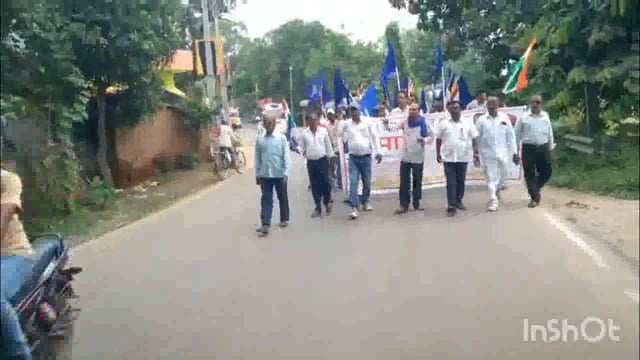 एसटी एससी भारत बंद को लेकर सड़क पर उतरे लोग,बंद का असर जारी