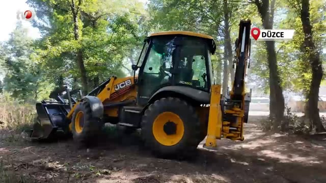 63 Mahallede Mezarlık Bakımları Devam Ediyor