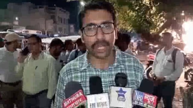 श्री कृष्ण जन्माष्टमी को लेकर मथुरा में तैयारियां जोर-शोर से चल रही है नगर आयुक्त ने किया निरीक्षण