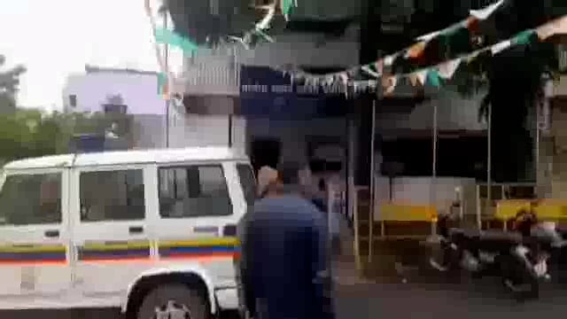 लोहारा येथे जुगार अड्ड्यावर पोलिसांचा छापा,एकावर गुन्हा दाखल