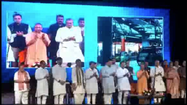 मथुरा पहुंचे माननीय मुख्यमंत्री योगी आदित्यनाथ ने लोकार्पण का शुभारंभ किया