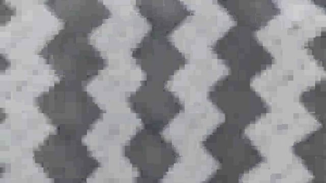 कुशीनगर
दो पक्षों में विवाद सुलझाना सिपाही को पड़ा महंगा
बीच सड़क पर एक लड़की ने डंडा लेकर सिपाही को दौड़ाया
सिपाही को दौड़ाया विवाद में सिपाही की वर्दी फाड़ी पड़रौना कोतवाली के सिधुआ-पड़रौना मार्ग का मामला।