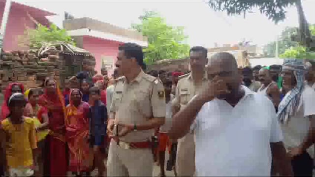 चुल्हे की आग से कारतूस हुआ ब्लास्ट; धमाके की आवाज सुन ग्रामीणों ने हथियार के साथ युवक को किया पुलिस के हवाले