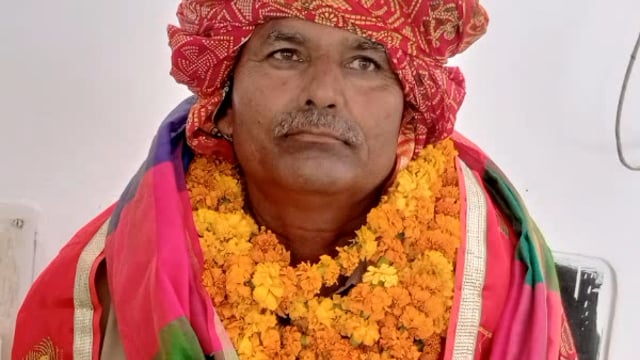 माट थाने में तैनात प्लाटून कमांडर महेश चंद्र शर्मा का हुआ बैंड बाजो के साथ विदाई समारोह