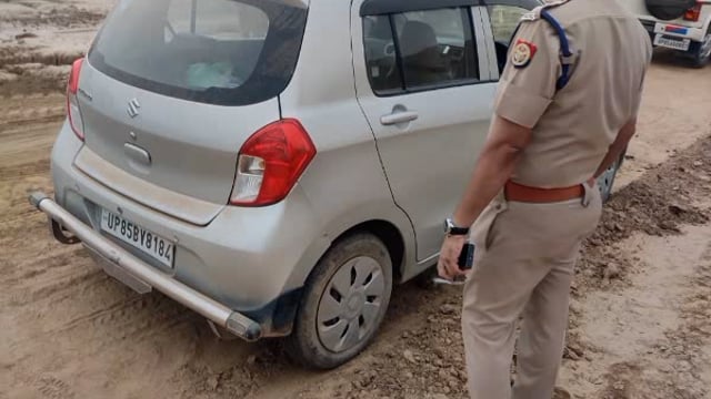 महावन के अंतर्गत जिक्रियापुर के समीप नवनिर्मित जयपुर बरेली बाईपास पर सेलेरो कर में मिला शव