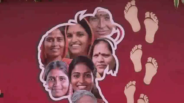 मा.द्रोपदी मुर्मू भारताच्या मा. राष्ट्रपती यांचे प्रमुख उपस्थि तीत श्री वारणा महिला सह.वि.उद्योग  सुवर्ण सोहळा आणि वारणा विद्यापीठ उद्घाटन सोहळा पार पडला.