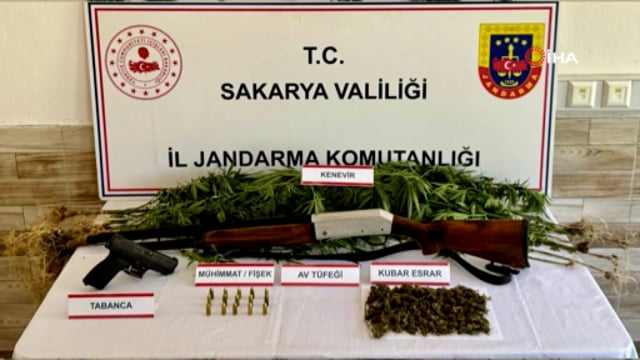 Jandarmadan uyuşturucu ve kaçakçılık operasyonu: 11 tutuklama