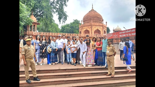 5 सितंबर 2024 को ईरान देश के पर्यटकों का ग्रुप ताजमहल देखने आया