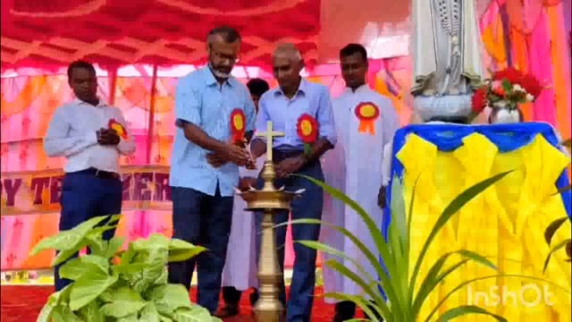 संत पैट्रिक मध्य विद्यालय बसमाता में शिक्षक दिवस पर छात्र छात्राओं द्वारा शिक्षकों को किया सम्मानित, सांस्कृतिक कार्यक्रम कर शिक्षा का दिया संदेश