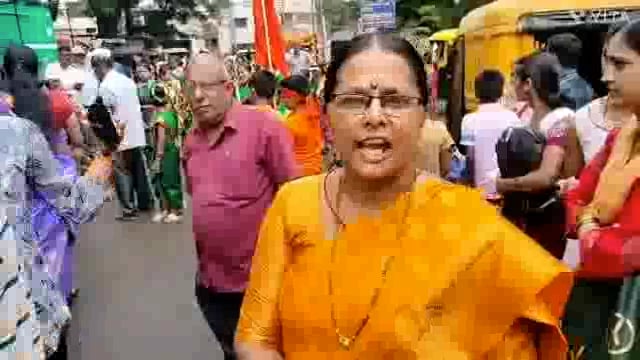 कोल्हापूर मधील शा.शेलाजी वनाजी संघवी विद्यालय ने इंको फ्रेंडली श्रीगणेशा ची पारंपरिक लेझीम पथकाने पारंपरिक वेशभूषा ने साकारली श्री ची प्रतीष्ठापणा .