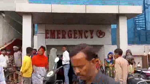 मथुरा मंडी के समीप पुल के नीचेसो रहे लोगों में पीआरबी गाड़ी ने मारी टक्कर एक हुआ गंभीर रूप से घायल