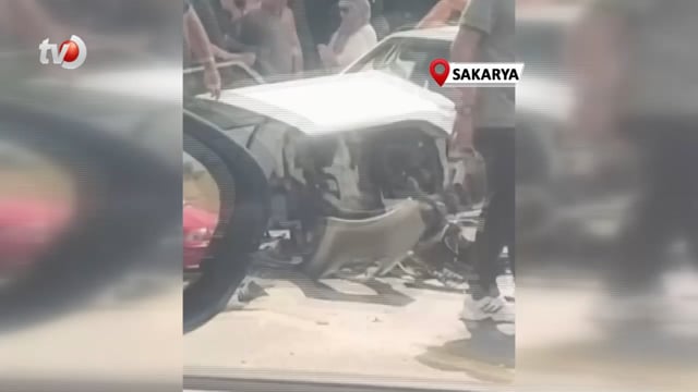 Otomobiller Kafa Kafaya Çarpıştı 1 Ölü, 1 Yaralı