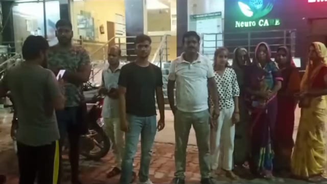 राया थाना के नीमगांव में प्रधानी की रंजिश को लेकर हुई फायरिंग गोली लगने से मां बेटा हुए गंभीर रूप से घायल