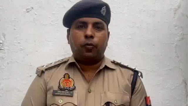 उड़ीसा के नकली सोना की गुरिया को असली बताकर लालची लोग से टप्पेबाजी करने वाले गिरोह के आठ टप्पेबाज को पुलिस ने दबोचा 
सीओ अमर नाथ गुप्ता की बाइट