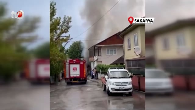 Karısı Arabayı Parçaladı Kocası Evi Ateşe Verdi