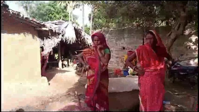 महिला की फाँसी लगाकर हत्या 