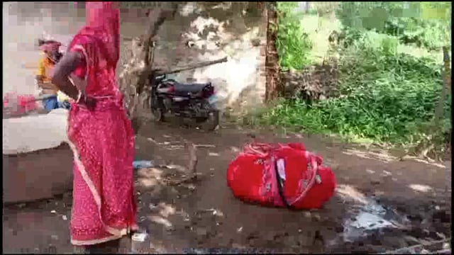 महिला की फाँसी लगाकर हत्या 