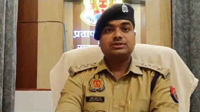 बाईक सवार बदमाशों ने अधिवक्ता को मारी गोली 




सीओ आनन्द कुमार राय की बाइट