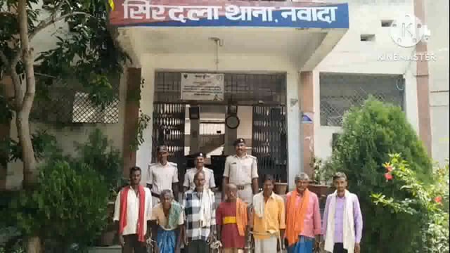 पुलिस ने क्षेत्र के विभिन्न जगहों में छापेमारी कर सात वारंटी को किया गिरफ्तार भेजा न्यायालय