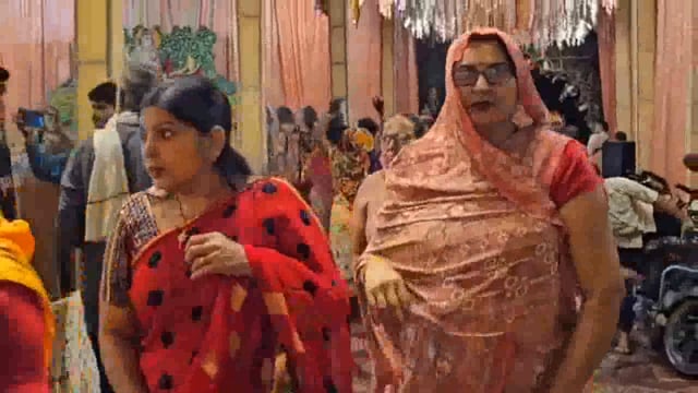 गोवर्धन में श्री गिरिराज महाराज का पंचरत्नम महाभिशेक कर ₹21000 किलो का लगाया गया 56 भोग