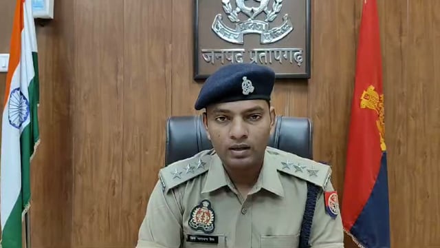 नौकरी दिलाने के नाम पर युवती को होटल में बुलाकर युवकों ने की छेड़खानी 

सीओ सिटी शिव नारायण बैश की बाइट
