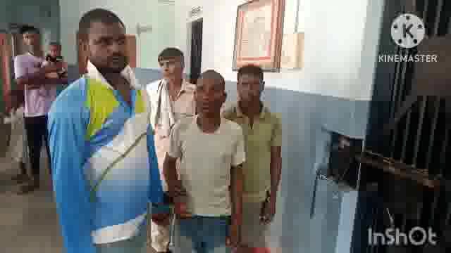 सूर्यगढ़ा -तीन शराब तस्कर को 60 लीटर देसी महुआ शराब के साथ किया गया गिरफ्तार भेजा जाना है लखीसराय जेल।