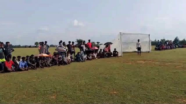 मालवथान झुमरिया मैदान में फुटबाल टूर्नामेंट 