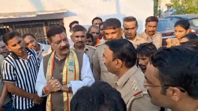 हिंदू महासभा की जिला अध्यक्ष छाया गौतम सहित 50 से अधिक लोगों के खिलाफ मुकदमा दर्ज