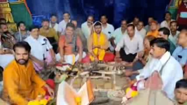 कोंच:वेदध्वनि के बीच अवतरित हुये भगवान श्रीराम, भरत, लक्ष्मण और शत्रुघ्न