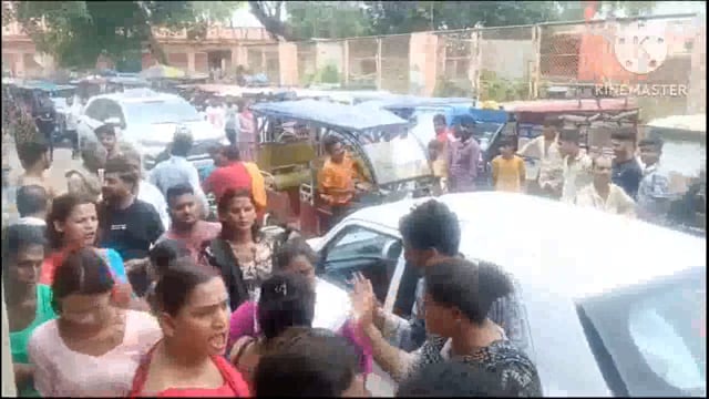 बधाई की हिस्सा बटाई को लेकर किन्नरों के गुटों मे हुआ झगड़ा, जतीपुरा परिक्रमा मार्ग मे मची अफरा तफरी 