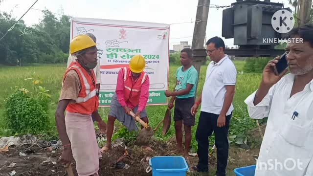 सूर्यगढ़ा -स्वच्छता कार्यक्रम के तहत अलीनगर पंचायत  में प्रखंड विकास पदाधिकारी के द्वारा साफ सफाई का कार्यक्रम चलाया गया