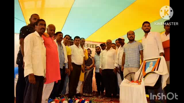 सूर्यगढ़ा -नगर परिषद सूर्यगढ़ा के द्वारा स्वच्छता कार्यक्रम का समापन वरिष्ठ नागरिकों को अंग वस्त्र देकर किया गया।