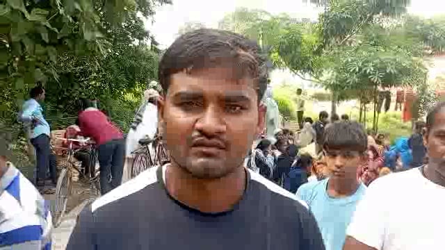 साढ़ू ने साढ़ू की गला रेत कर हत्या, मृतक के पुत्र ने आरोपी को फांसी व घर पर बुलडोजर चलाने की शासन से उठाई मांग