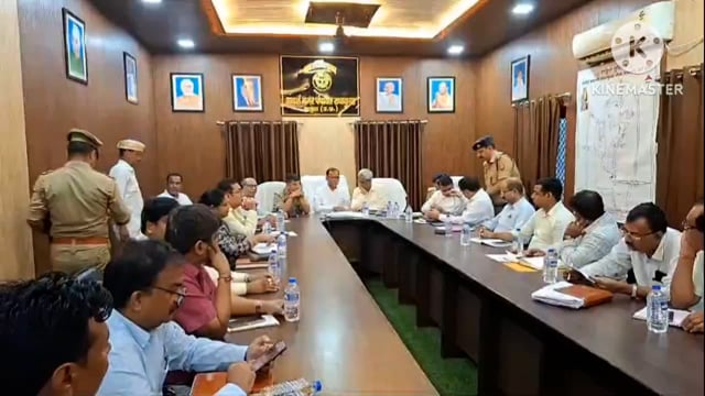 राधाकुंड मैं 24 अक्टूबर को सन्तान प्राप्ती के लिए लगने वाले अहोई अष्टमी मेले की तैयारियों  को लेकर जिला प्रशासन ने की स्थानीय के साथ बैठक  राधाकुंड कस्बे मै भृमण कर लिया तैयारियों का जायजा मोके पर क्षेत्रीय विधायक रहे मौजूद