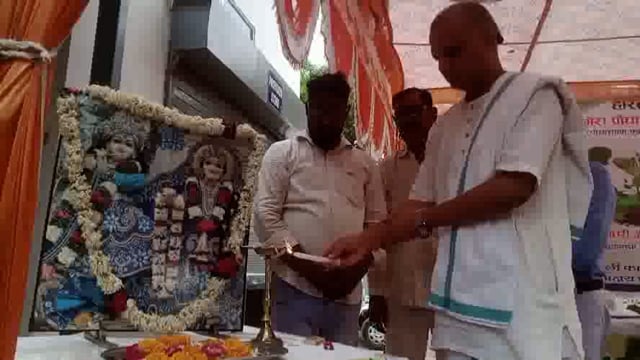 अक्षय पात्र माट में 500 किसानों को वितरित किए गए 5000 फलदार पौधे हरित ब्रज के लिए आपका समर्पण ही महत्वपूर्ण भरतार्षभादास