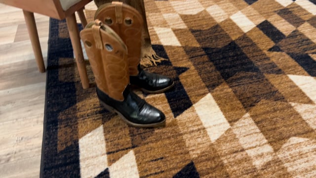 Vimeo video preview for Cheyenne Star Rug Collection - 1017261547
