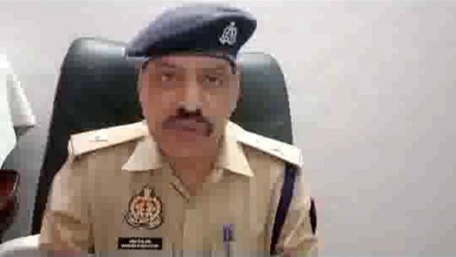 25 हजार इनामिया बदमाश पुलिस मुठभेड़ में हुआ घायल चिकित्सकों ने गंभीर अवस्था में किया रेफर 