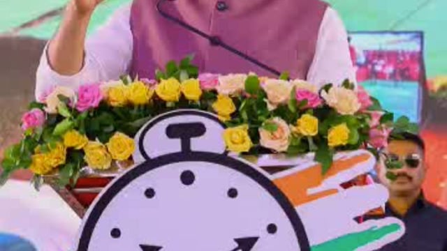 मुंबईतील पत्रकार परिषदेत अभिनेते सयाजी शिंदे यांचा राष्ट्रवादी अजित पवार पक्षात प्रवेश सयाजी शिंदे स्टार प्रचारक म्हणून.