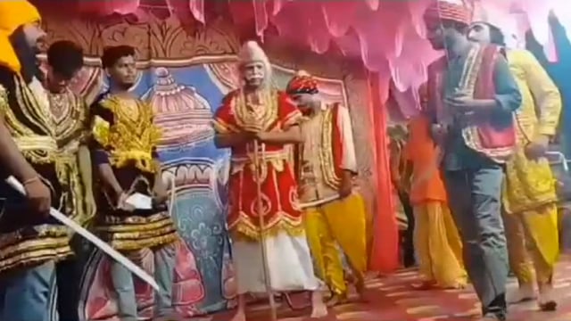 इसरापार रामगढ़ के ऐतिहासिक रामलीला में उमड़ी श्रद्धालुओं की भीड़, 13 अक्टूबर दिन रविवार को भव्य मेला का आयोजन