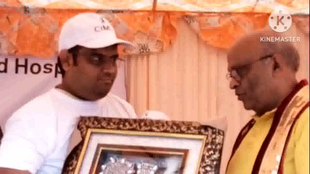 मथुरा में एक सामाजिक संस्था सिटी इंस्टिट्यूट आफ मेडिकल द्वारा आर्मी क्षेत्र में मैराथन रन फॉर हेल्थ क़े कार्यक्रम में सैन्य अधिकारी विक्रम गुलाठी सहित प्रशासनिक, पुलिस अधिकारीयों ने भाग लिया।