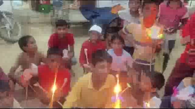 राया:ग्रामीण अंचल में आज भी जीवित है बच्चों द्वारा टेशू मांगने की परंपरा