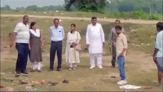 छठ पूजा को लेकर नगर प्रशासन ने छट घाटों का लिया जायजा 