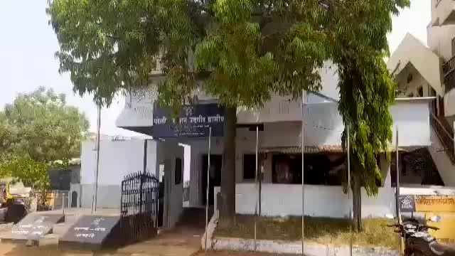 उदगिरात जुगार अड्ड्यावर धाड पाच जणांविरुद्ध गुन्हा दाखल