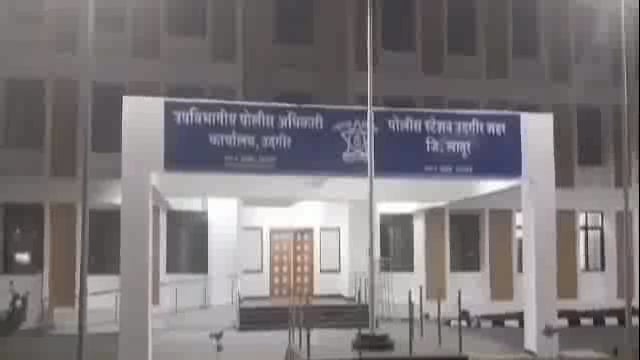 मुक्कावार चौकात आरडाओरड करणाऱ्या तरुणांच्या चांगलेच आले अंगलट,तरुणावर गुन्हा दाखल