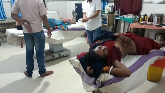 कीर्तन करते जा रहे सैकड़ो भक्तों के जत्था को अज्ञात वाहन ने रौंदा, मौके पर आधा दर्जन लोगों की हुई मौत,दर्जनों गंभीर घायल